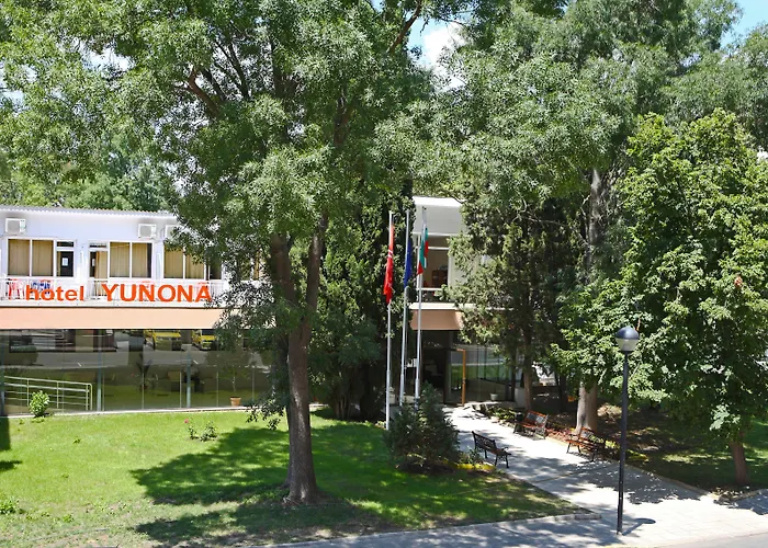 Отель Yunona - 3*