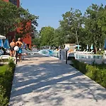 Yunona - Hotel