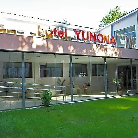 מלון Yunona סאני ביץ'