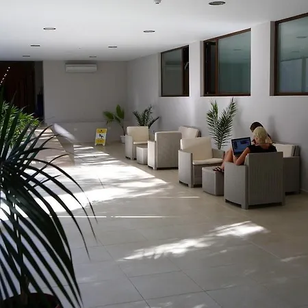 Hotel Yunona 3*