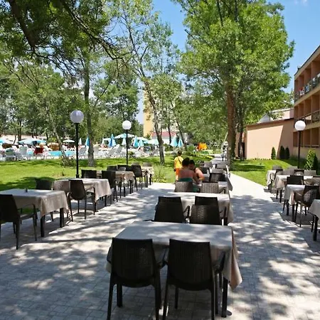 Yunona Hotel 3*